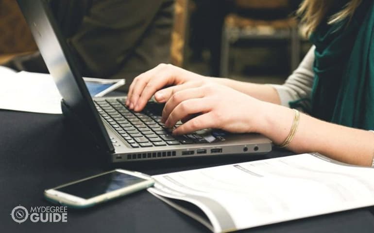 online student using laptop