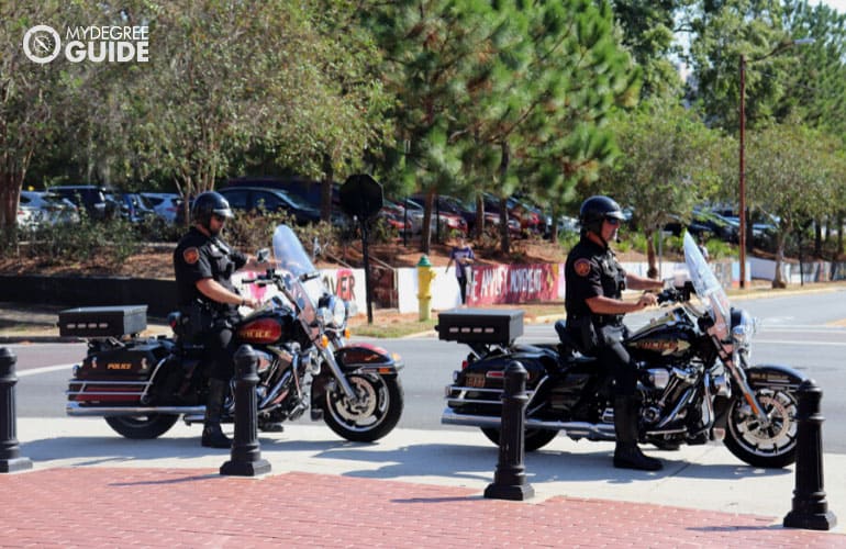 police mobile patrolling in a university campus